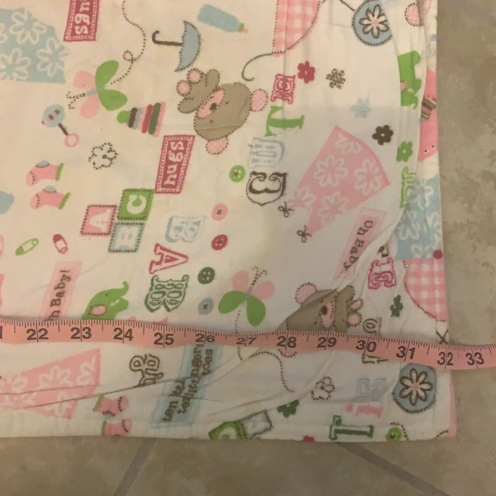 Baby Girl Quilt 39” x 32” - Picture 7 of 7